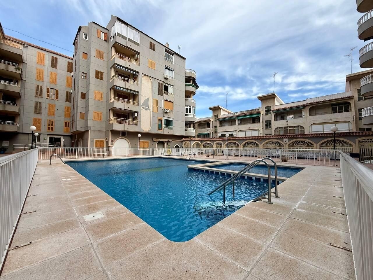 2-Bedroom Apartment in Acequion, Torrevieja - Image 5