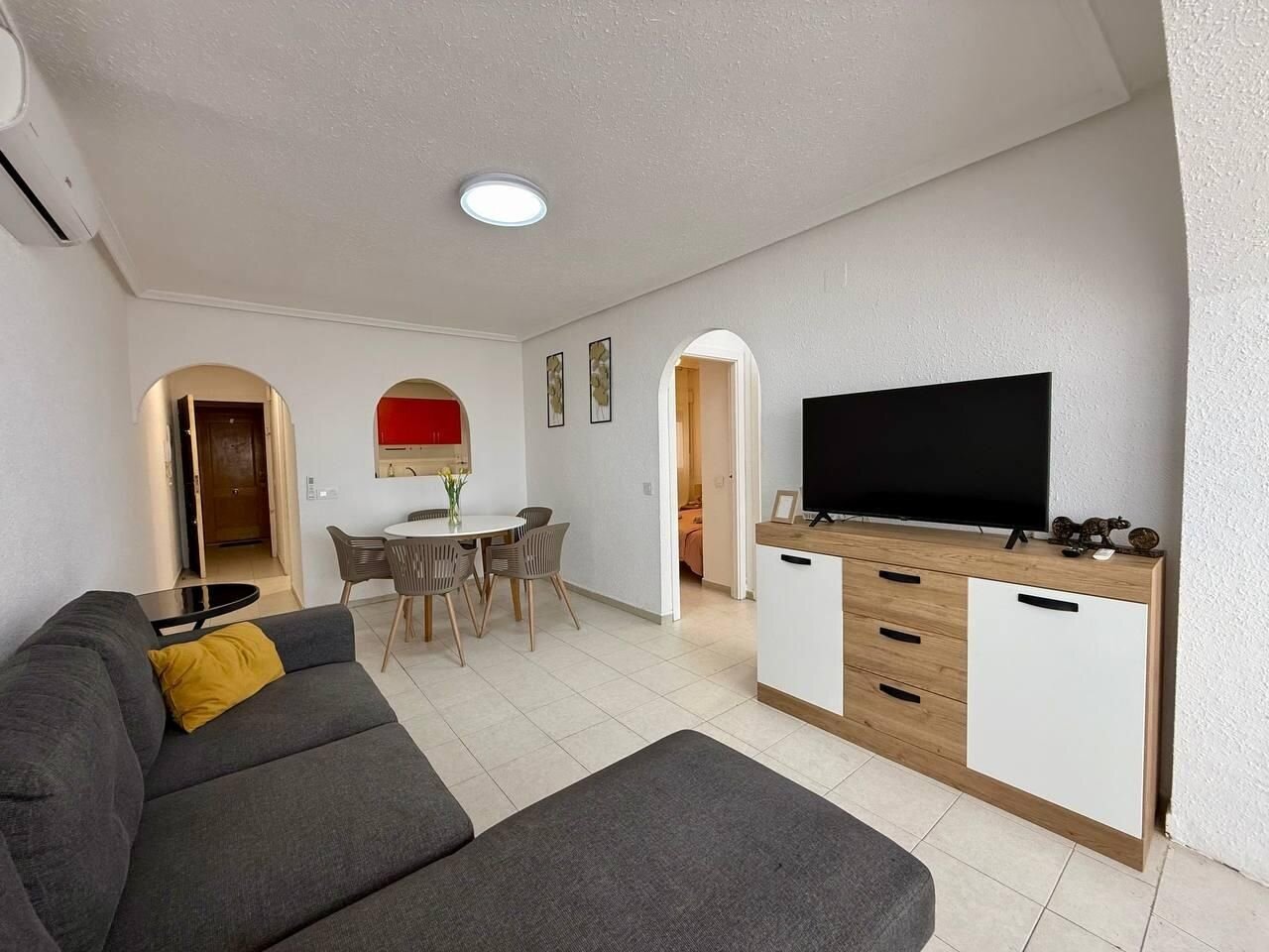 2-Bedroom Apartment in Acequion, Torrevieja - Image 8