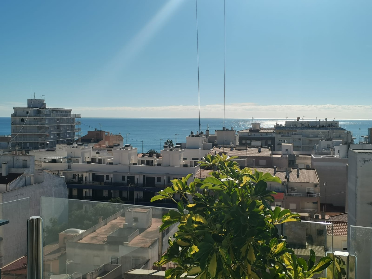 2-Bedroom Middle Floor Apartment in  Torrevieja | Sunny C... - Image 21