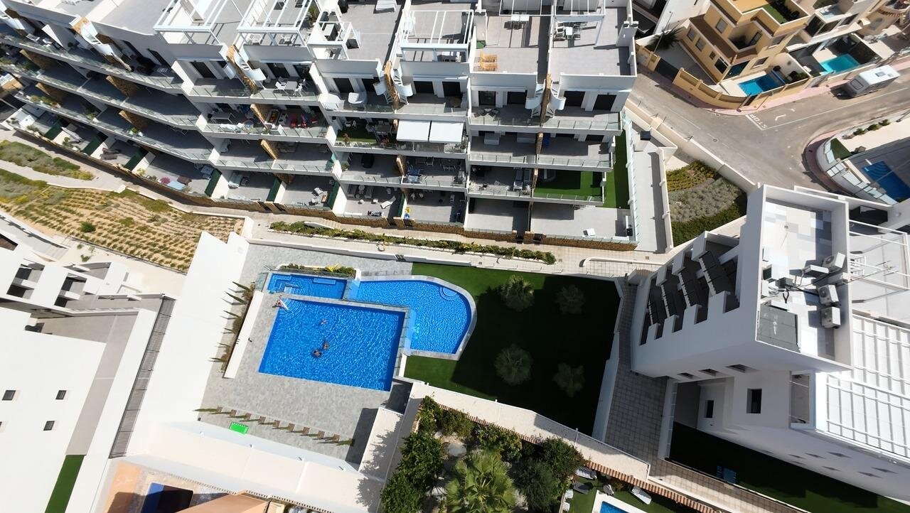 2-Bedroom Penthouse in Lomas de Campoamor-las Ramblas, Orihuela Costa - Image 2