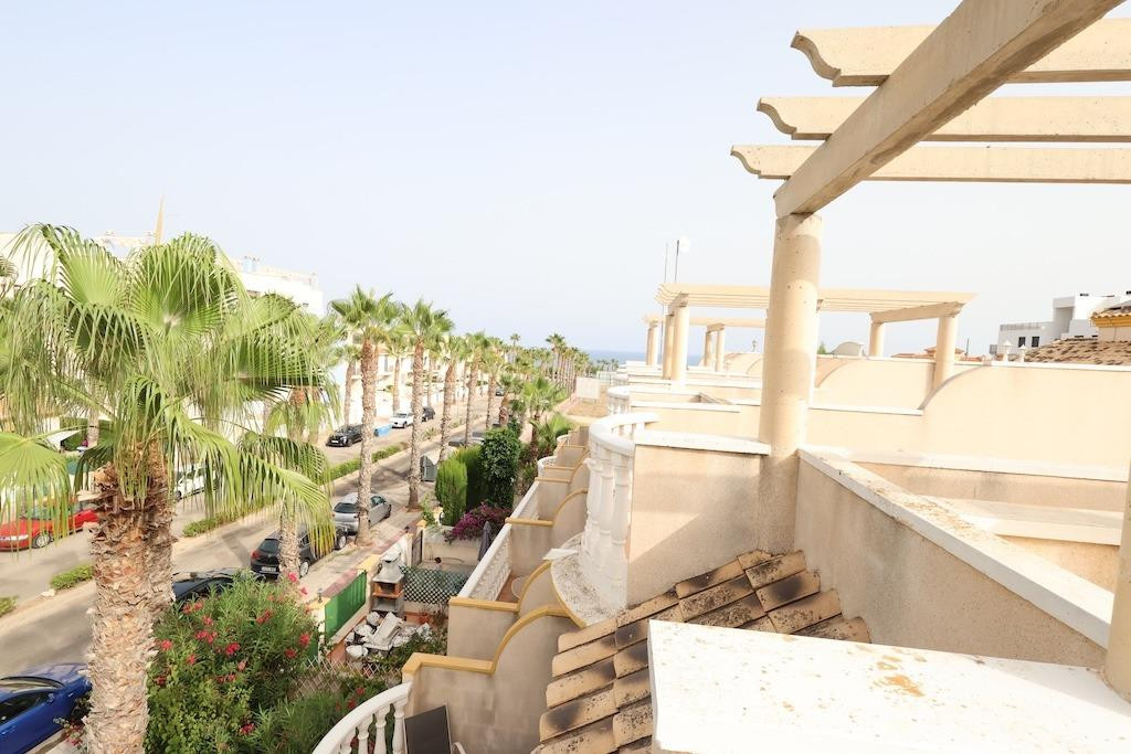 3-Bedroom Detached House in Cabo Roig, Orihuela Costa | S... - Image 24