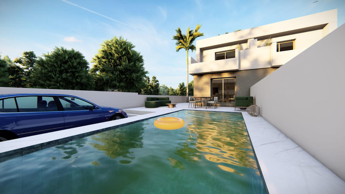 2-Bedroom Detached House in  Daya Nueva - Image 2