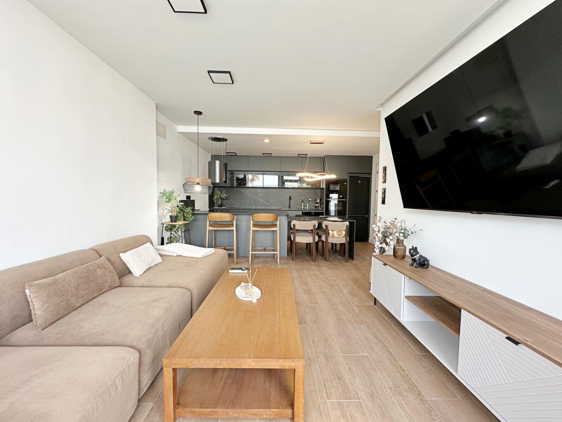 3-Bedroom House in Calas Blanca, Torrevieja - Image 5