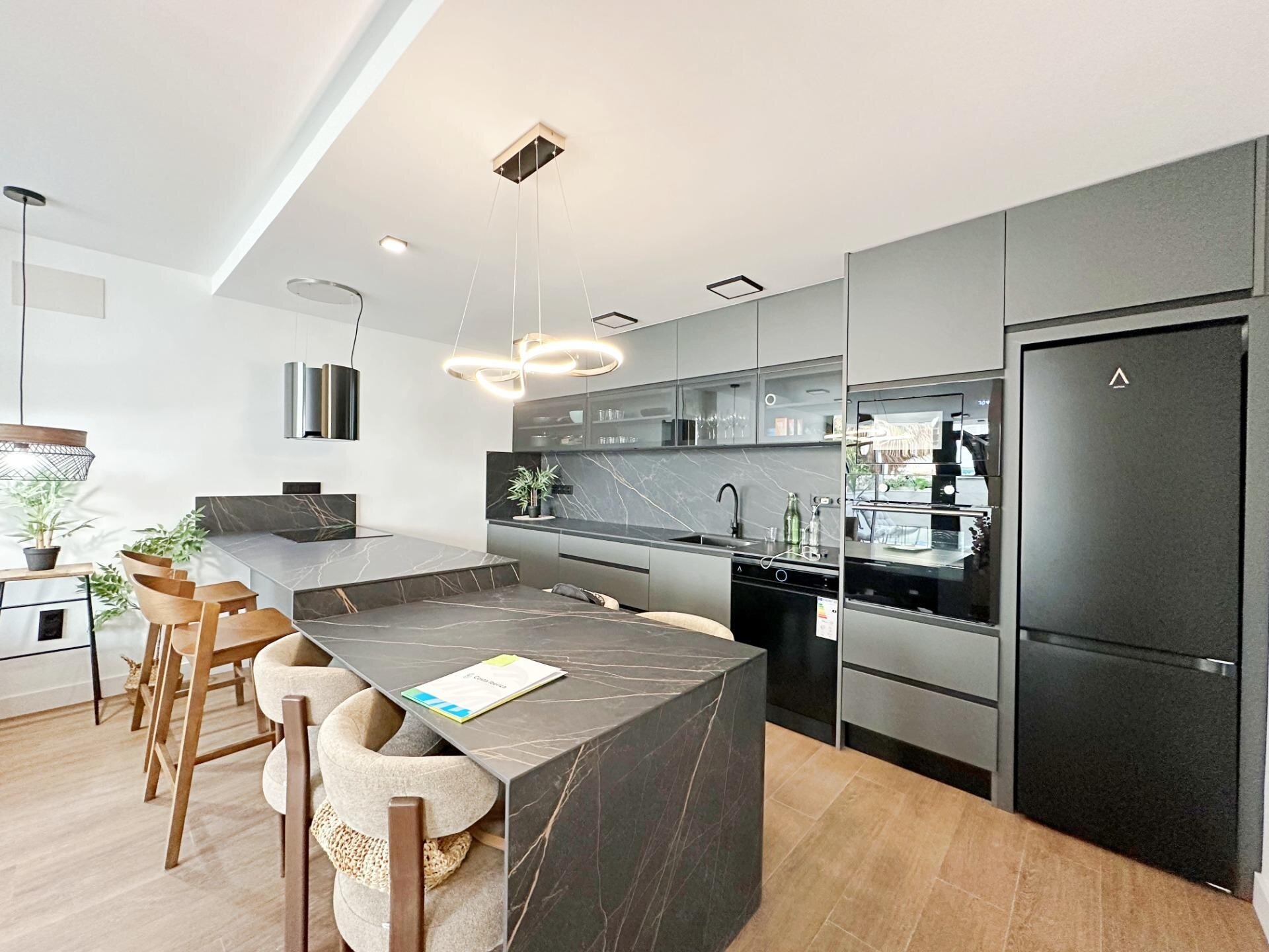 3-Bedroom House in Calas Blanca, Torrevieja - Image 7