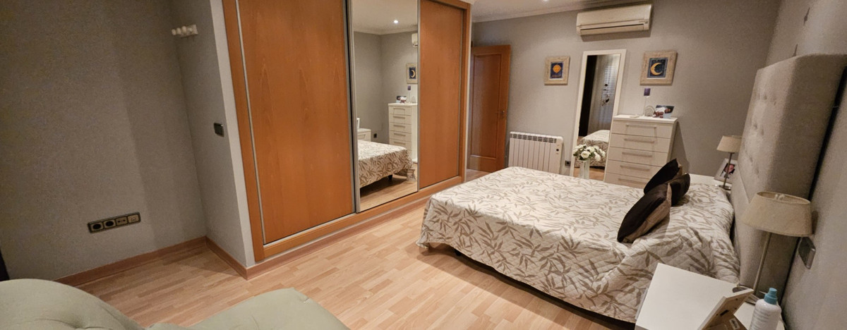 4-Bedroom Ground Floor Apartment in  Benidorm | Sunny Cas... - Image 11