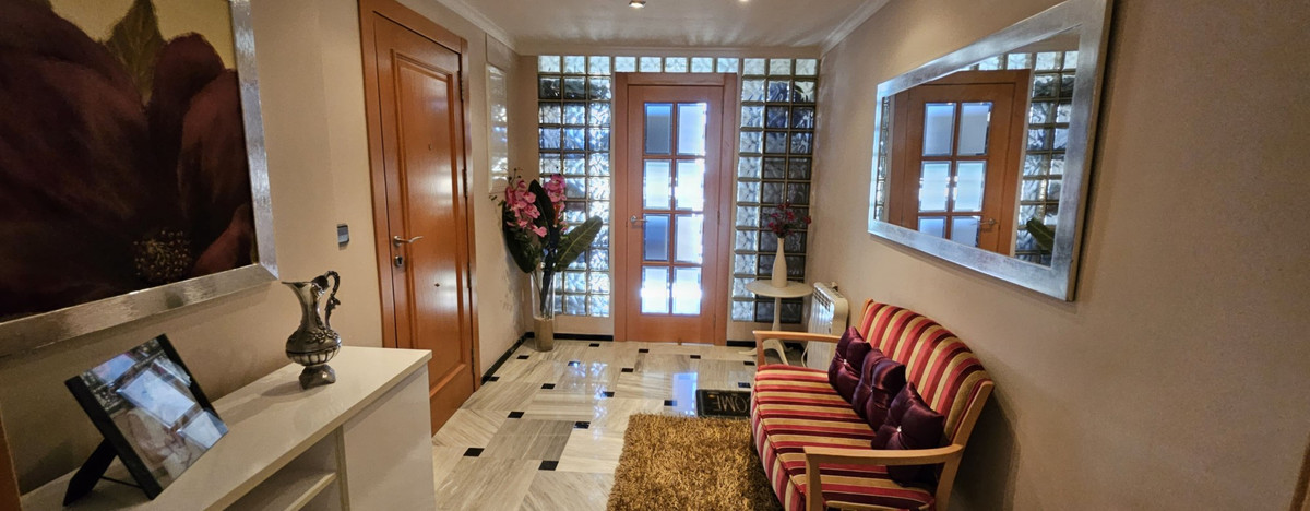 4-Bedroom Ground Floor Apartment in  Benidorm | Sunny Cas... - Image 2