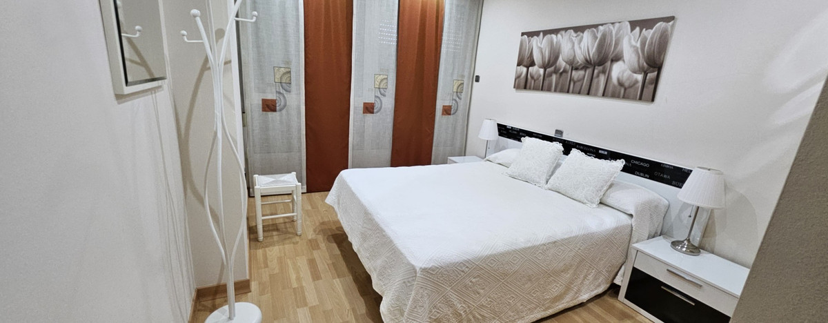 4-Bedroom Ground Floor Apartment in  Benidorm | Sunny Cas... - Image 7