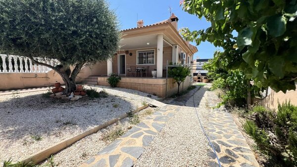 3-Zimmer Villa in Zona los Frutales, Torrevieja