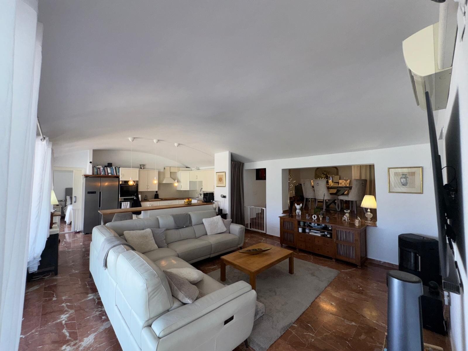 Apartamento de 3 Dormitorios en, Orihuela Costa - Image 2