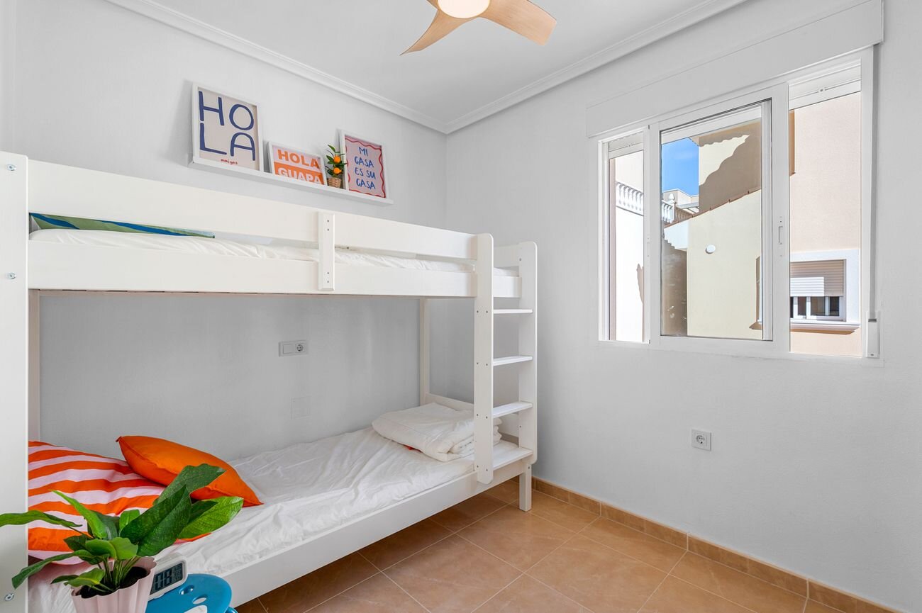 3-Bedroom House in Pueblo, San Miguel de Salinas - Image 10