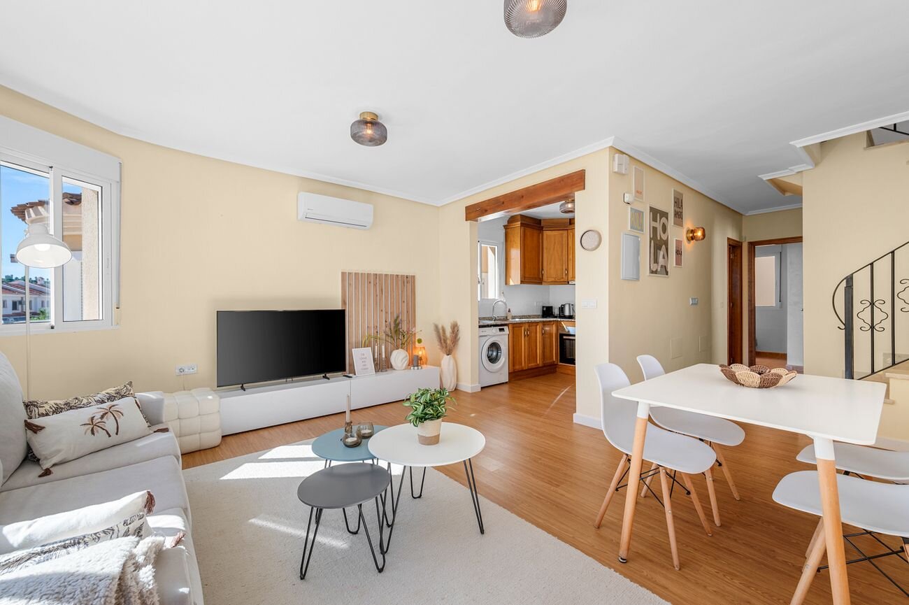 3-Bedroom House in Pueblo, San Miguel de Salinas - Image 3