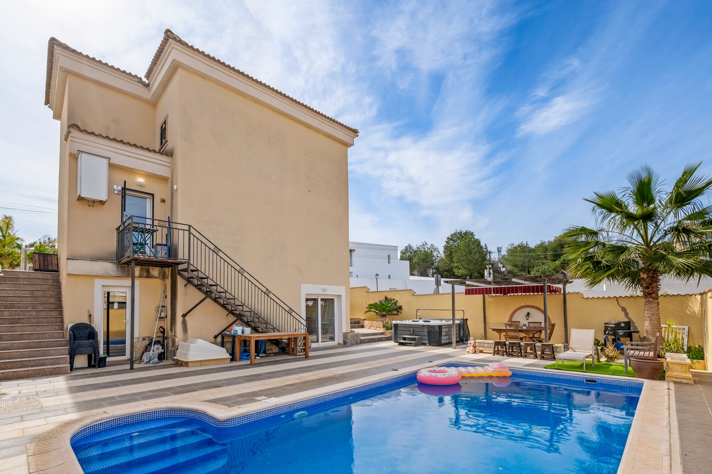 3-Bedroom Villa in Lomas de Campoamor-las Ramblas, Orihuela Costa - Image 29