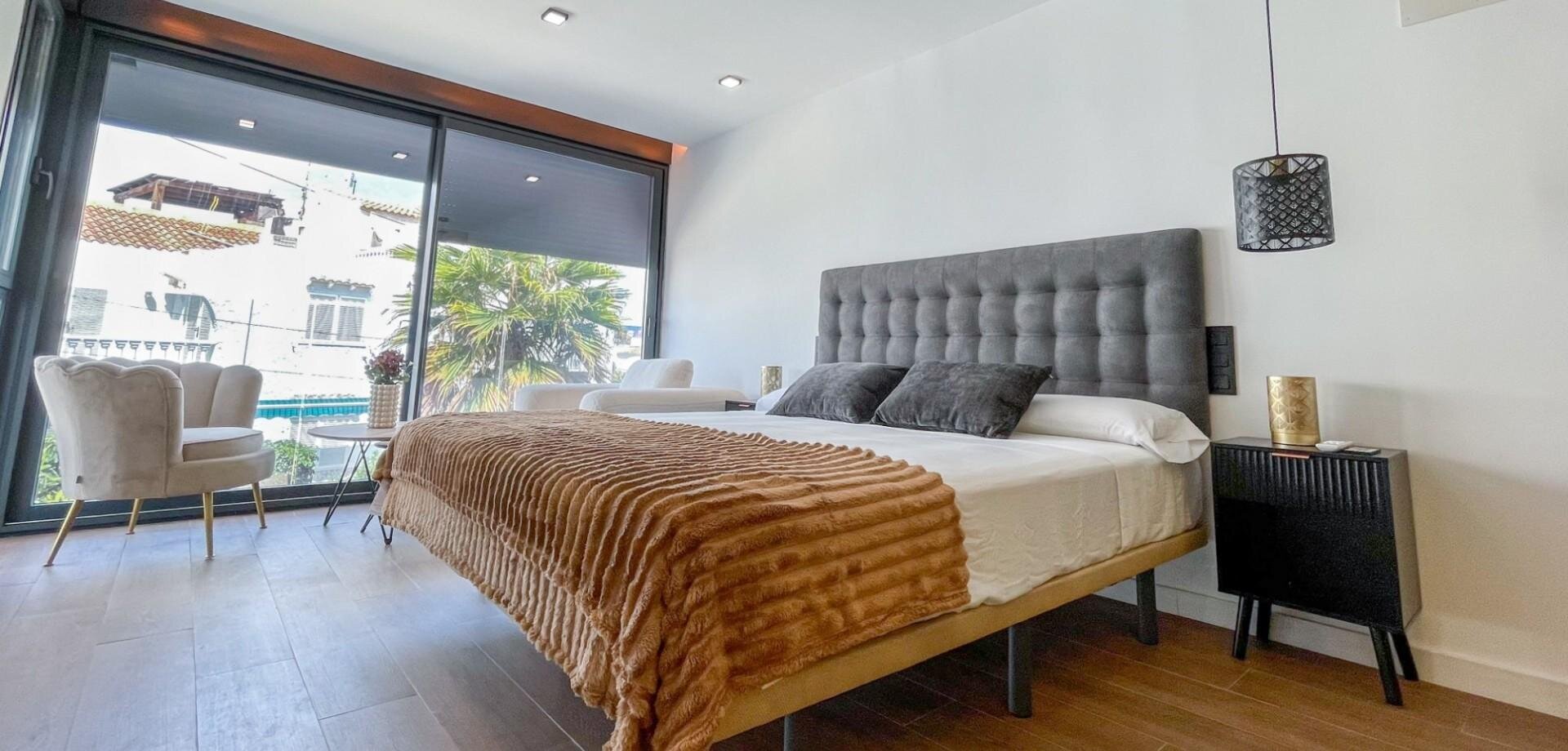 3-Bedroom House in Estacion de Autobuses, Torrevieja - Image 15