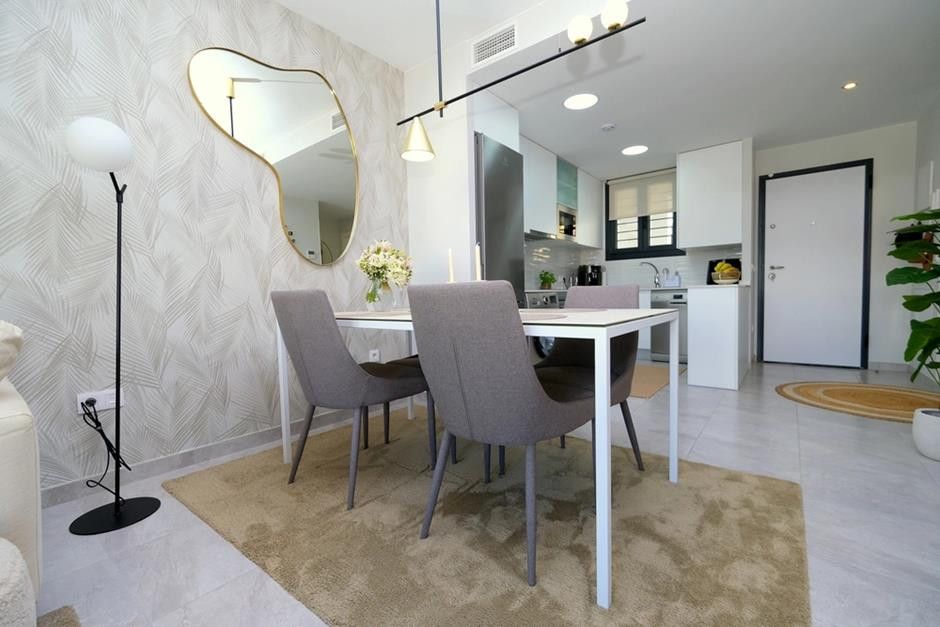 2-Bedroom Apartment in Las Filipinas, Orihuela Costa - Image 7