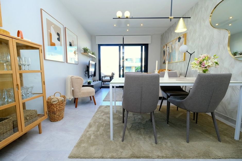 2-Bedroom Apartment in Las Filipinas, Orihuela Costa - Image 8