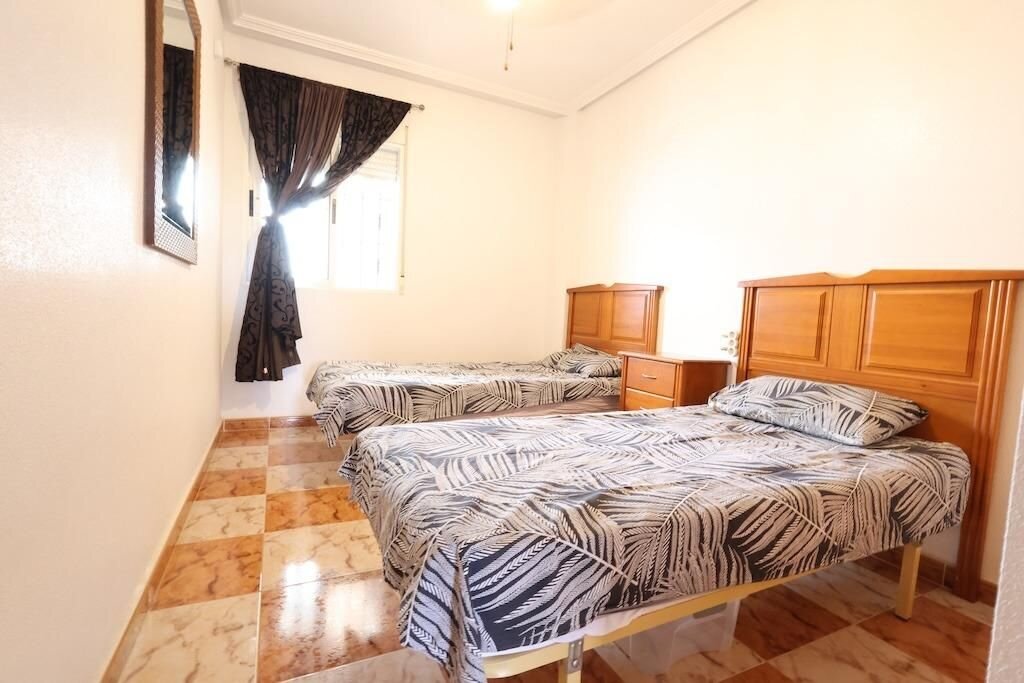 2-Bedroom Apartment in La Regia, Orihuela Costa - Image 6