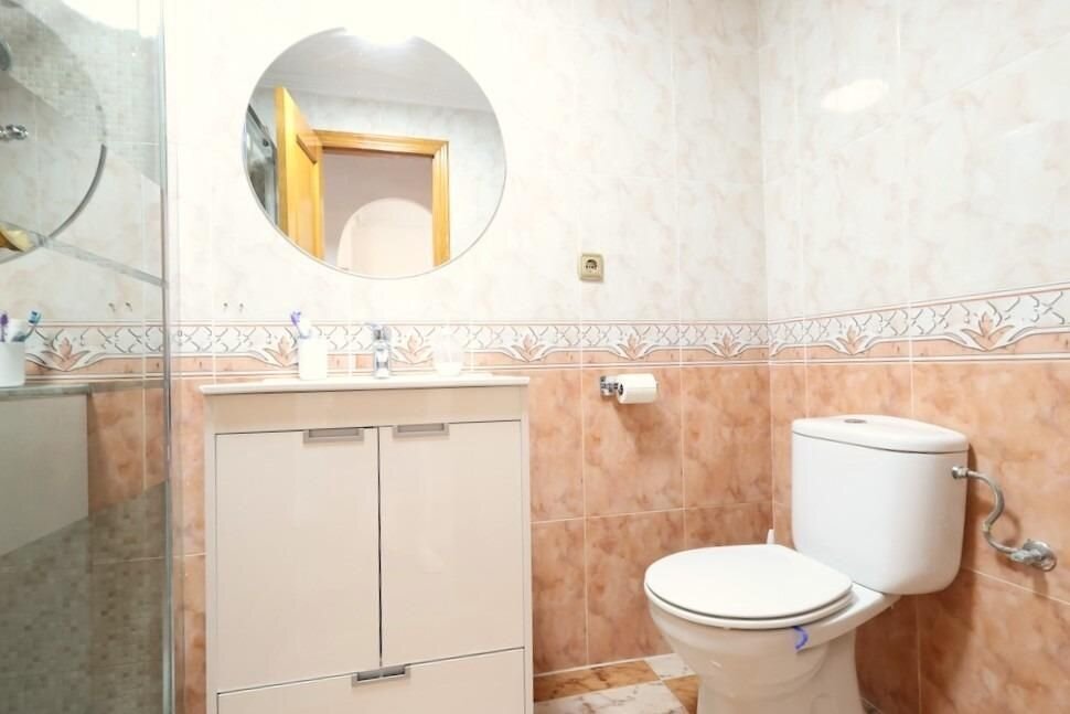 2-Bedroom Apartment in La Regia, Orihuela Costa - Image 9