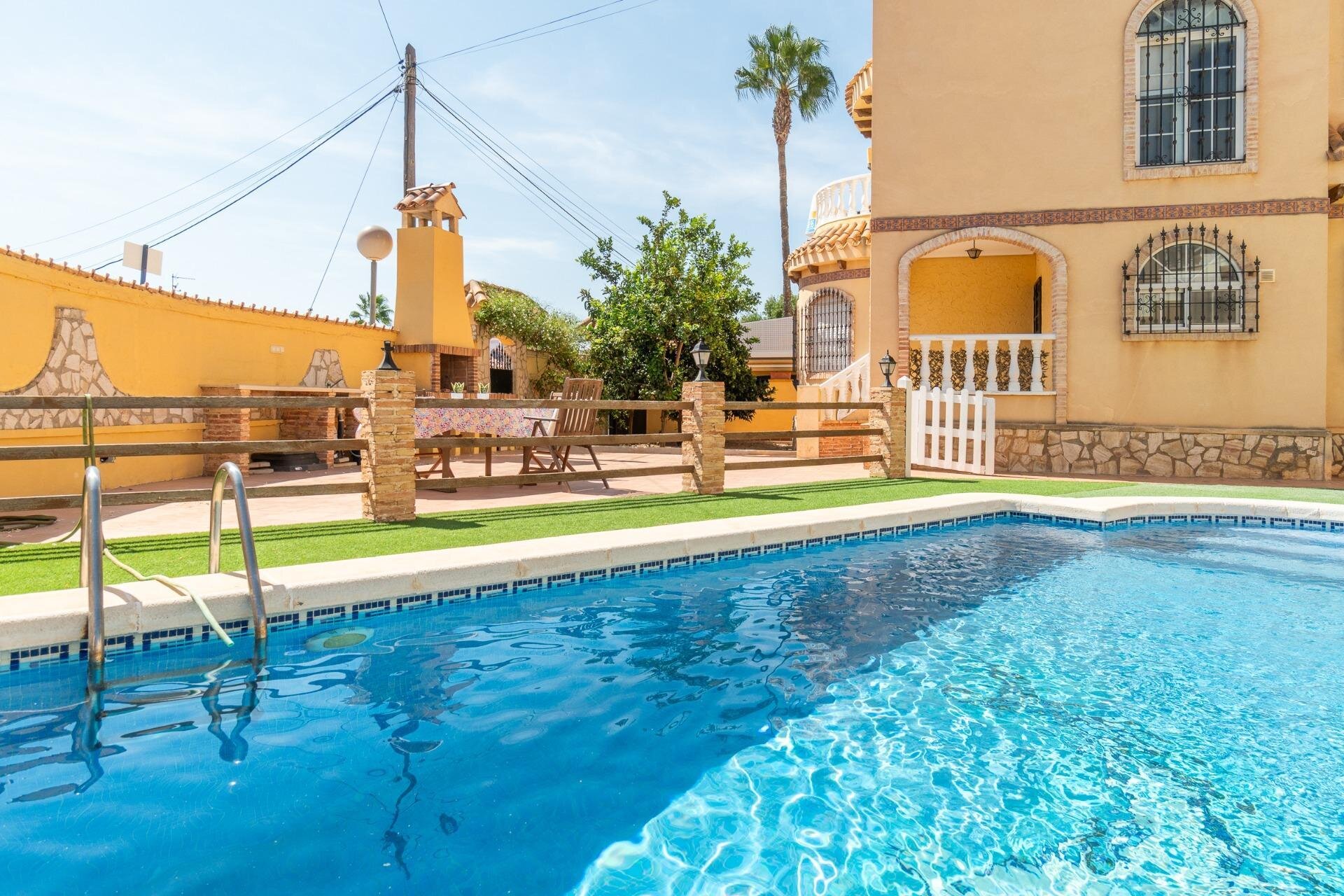 5-Bedroom Villa in Los Almendros-la Florida, Orihuela Costa - Image 21