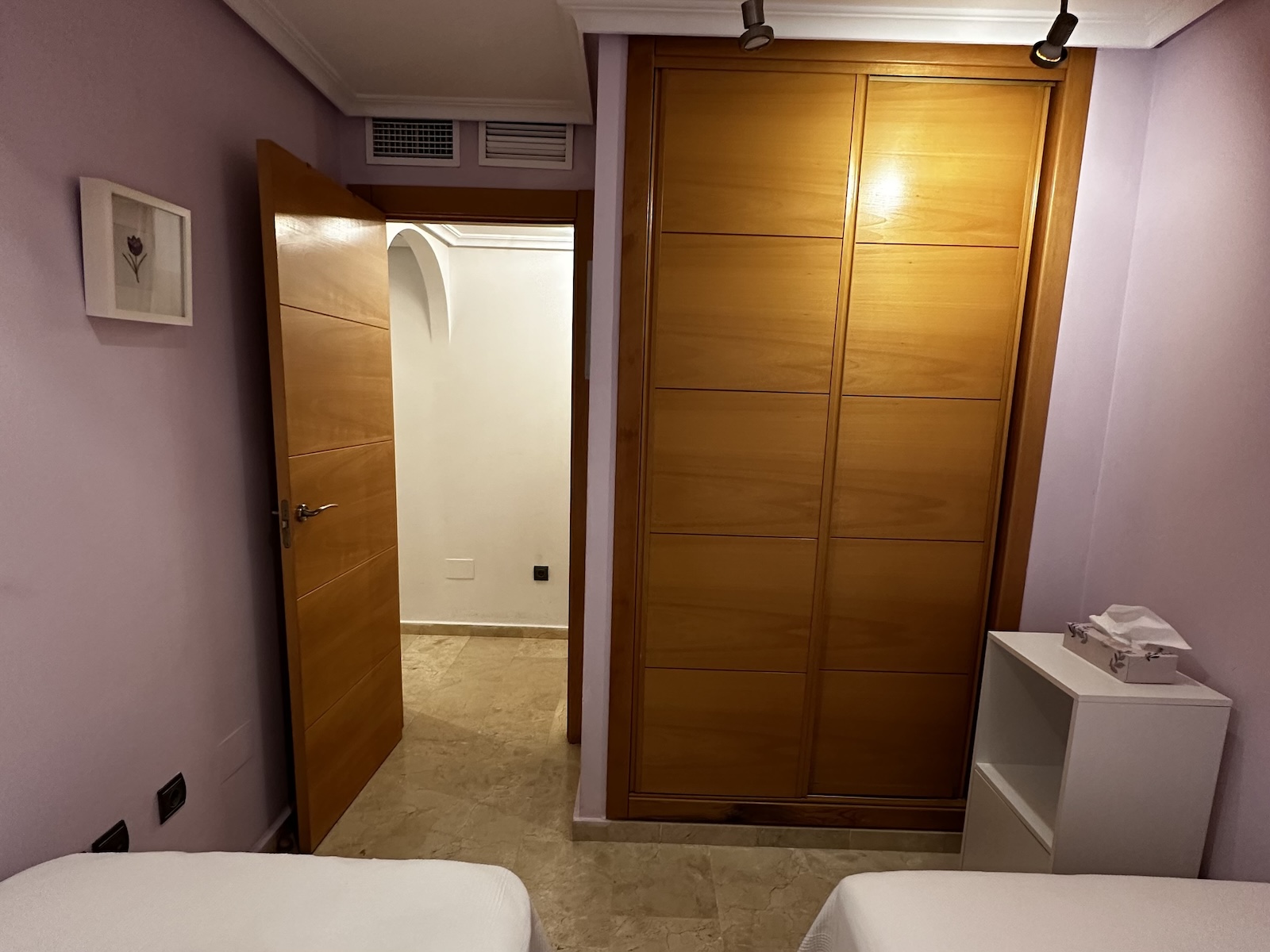 2-Bedroom Apartment in Pueblo, Guardamar del Segura - Image 10