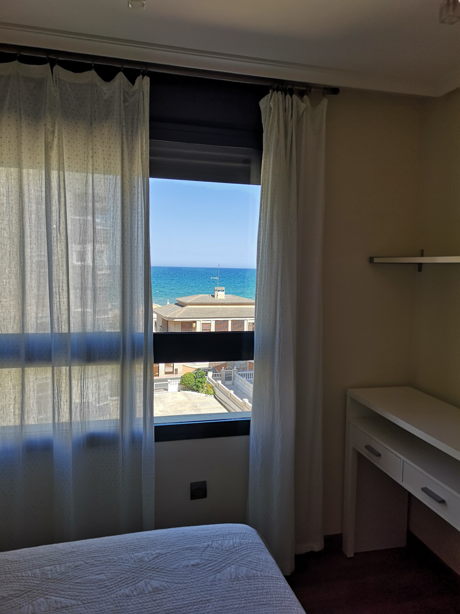 2-Bedroom Apartment in Pueblo, Guardamar del Segura - Image 6