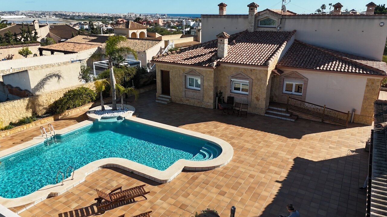 Willa z 5 Sypialniami w Centro, Torrevieja - Image 3
