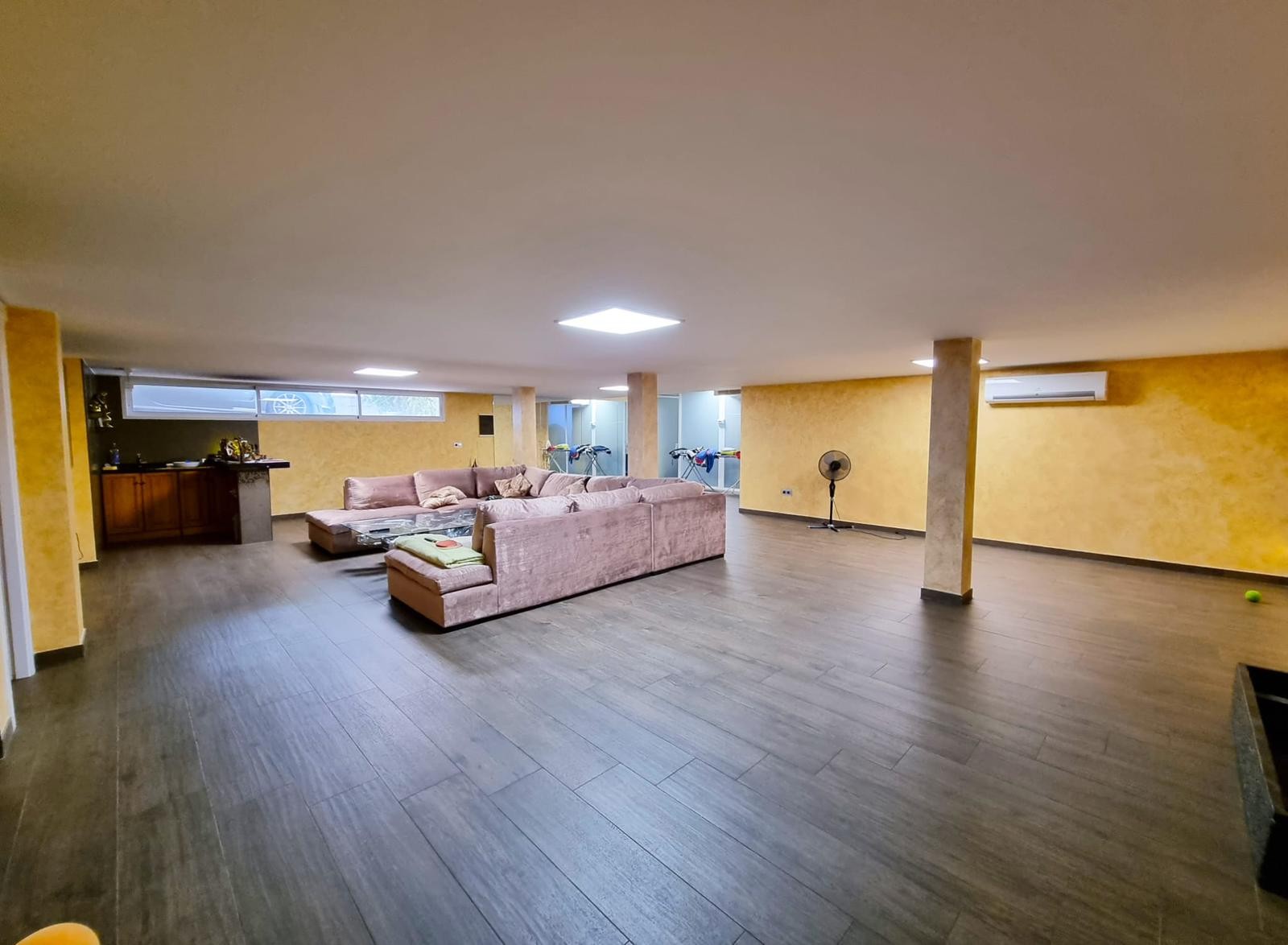 5-Bedroom Villa in La Mata, Torrevieja - Image 42