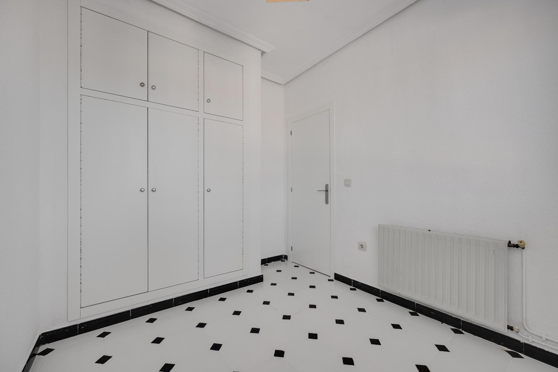 3-Bedroom Villa in El Chaparral, Torrevieja - Image 15
