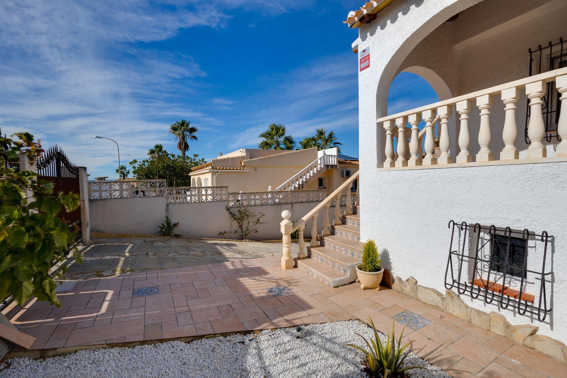 3-Bedroom Villa in El Chaparral, Torrevieja - Image 38