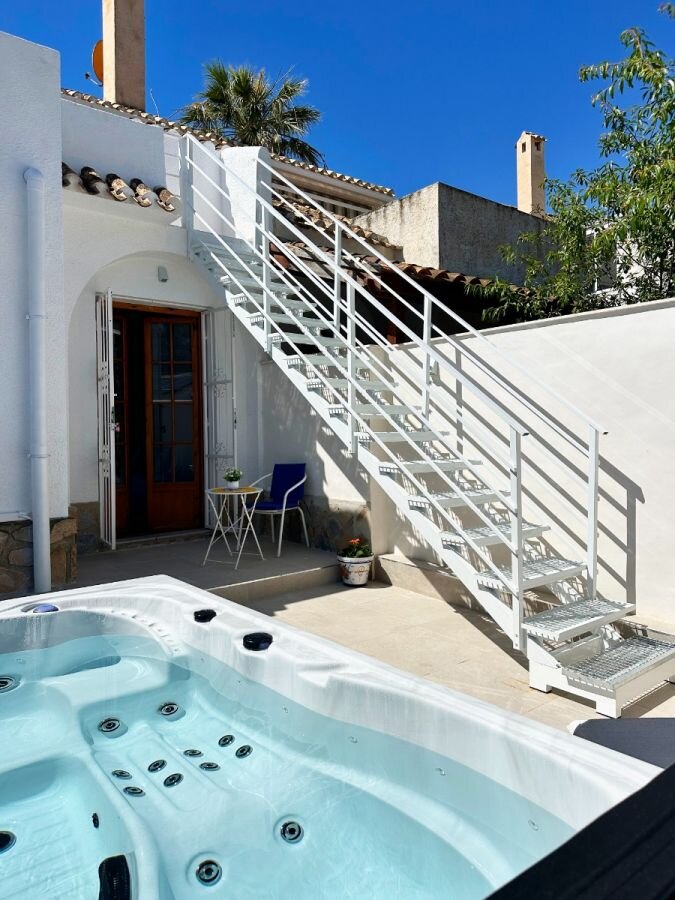 3-Bedroom House in Lomas de Cabo Roig, Orihuela Costa - Image 30