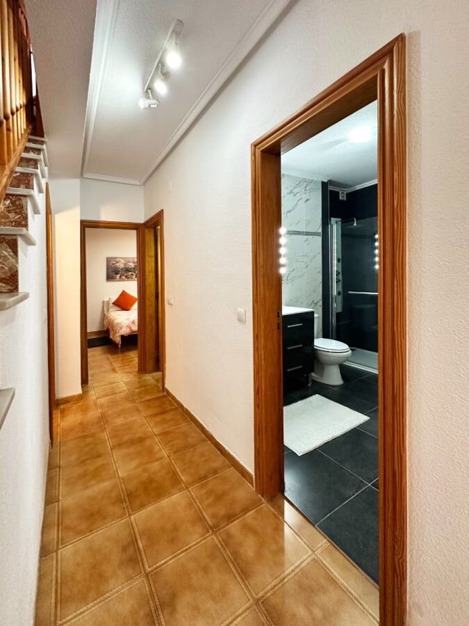 3-Bedroom House in Lomas de Cabo Roig, Orihuela Costa - Image 31
