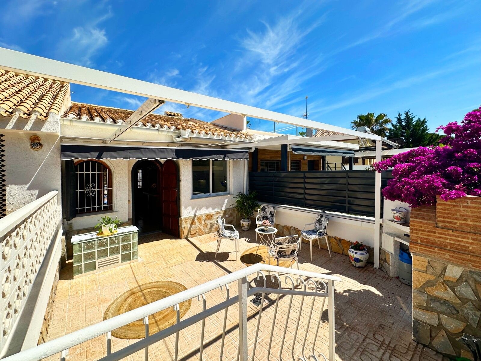 3-Bedroom House in Lomas de Cabo Roig, Orihuela Costa - Image 6