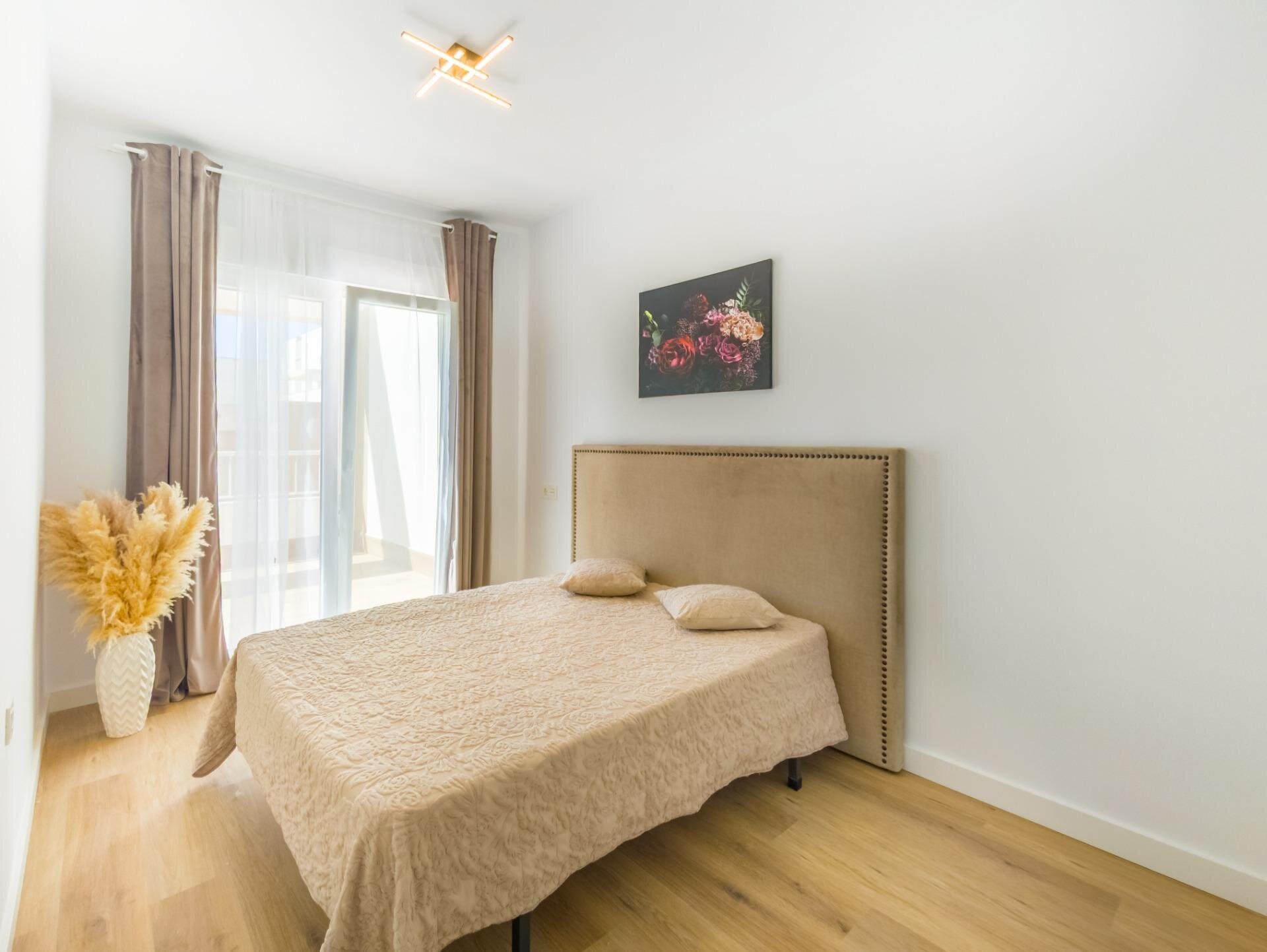 3-Bedroom Apartment in Estacion de Autobuses, Torrevieja - Image 16