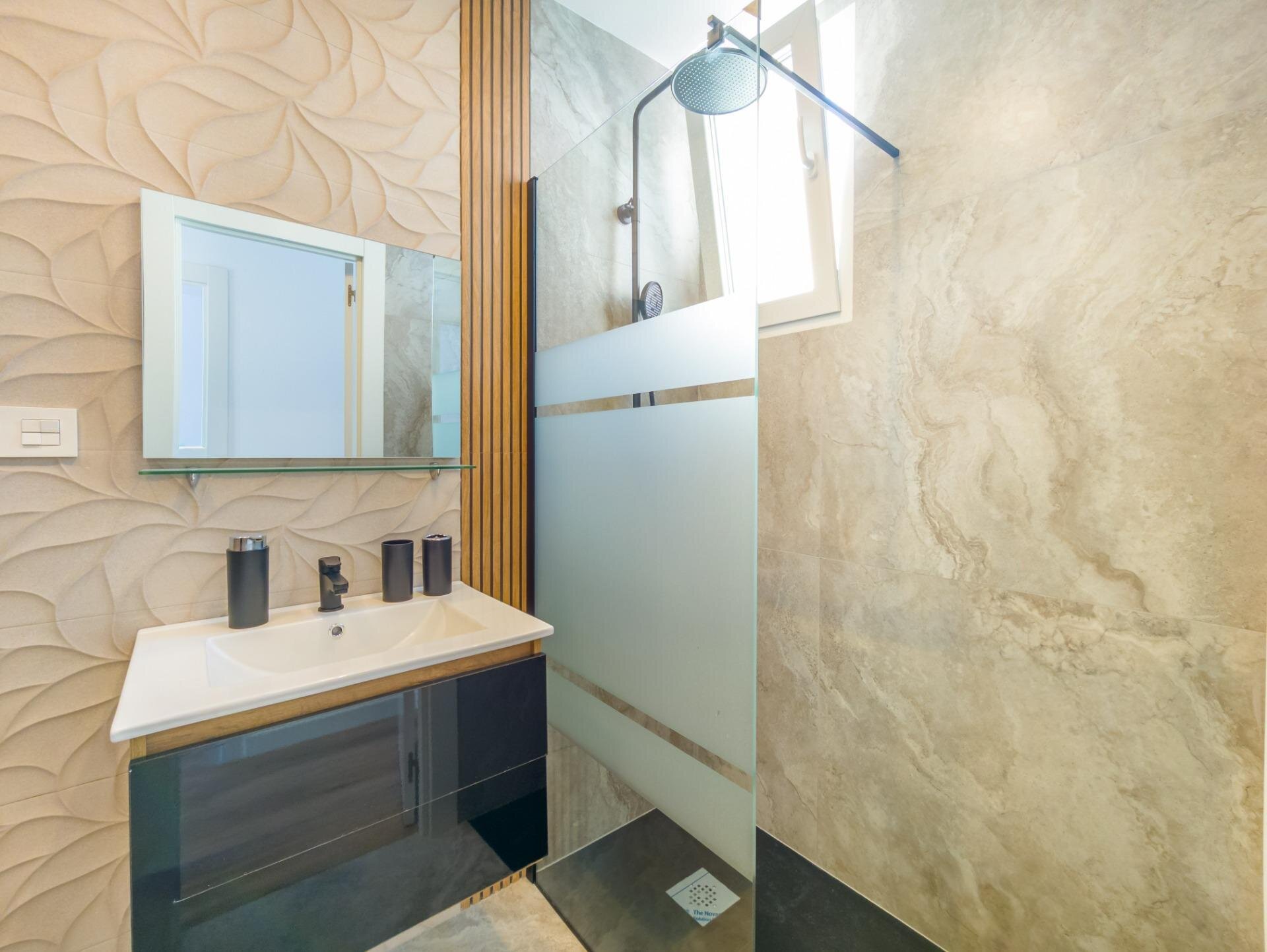 3-Bedroom Apartment in Estacion de Autobuses, Torrevieja - Image 21