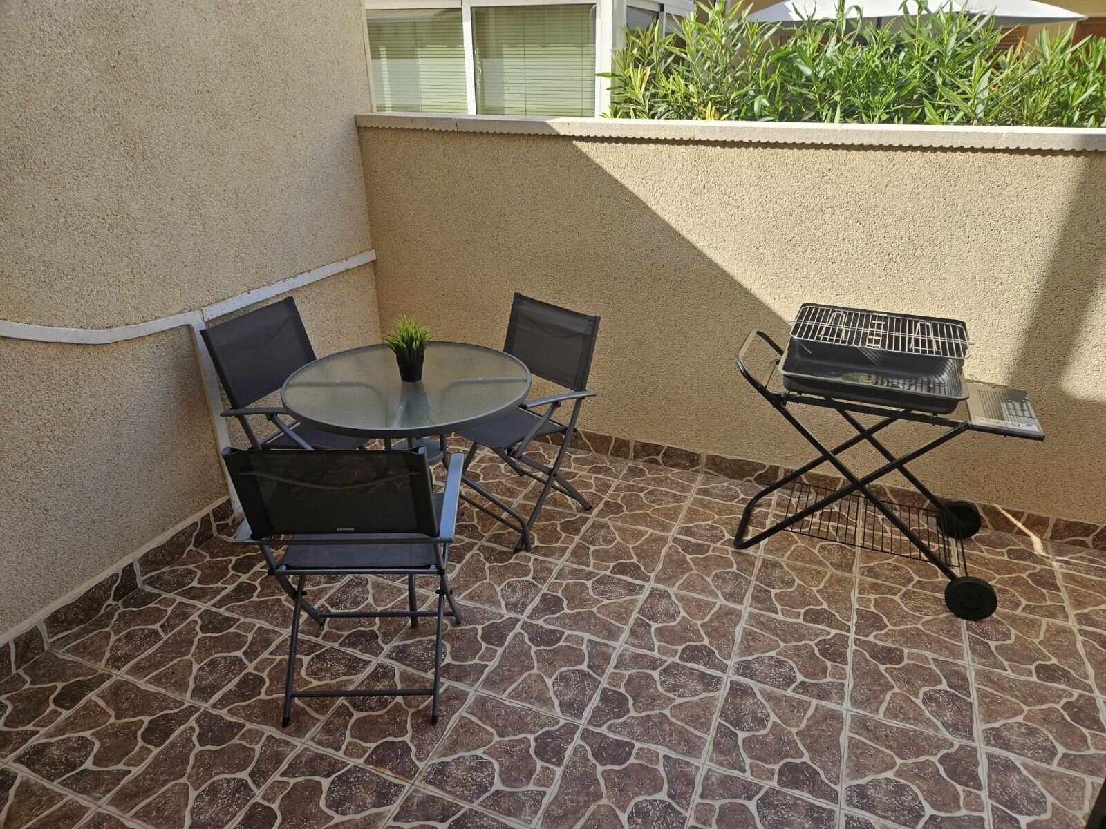 2-Bedroom Apartment in Playa Flamenca, Orihuela Costa - Image 15