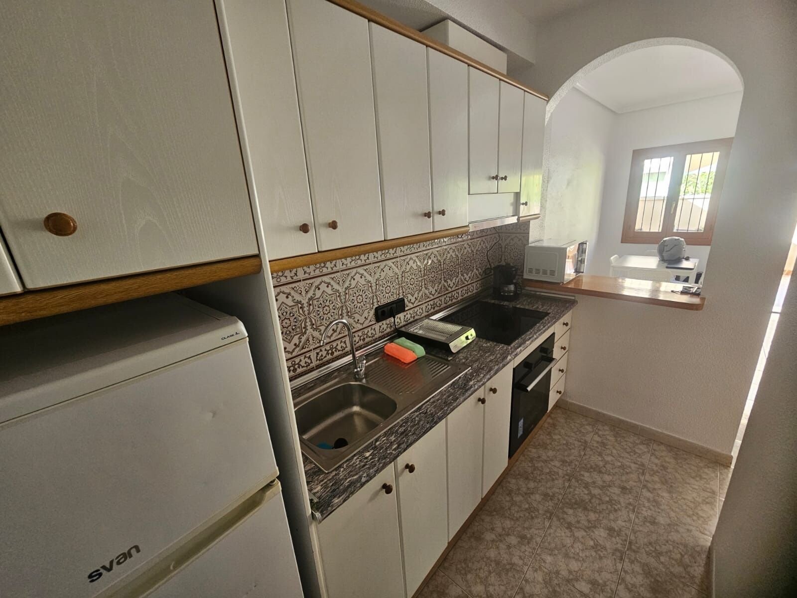 2-Bedroom Apartment in Playa Flamenca, Orihuela Costa - Image 6