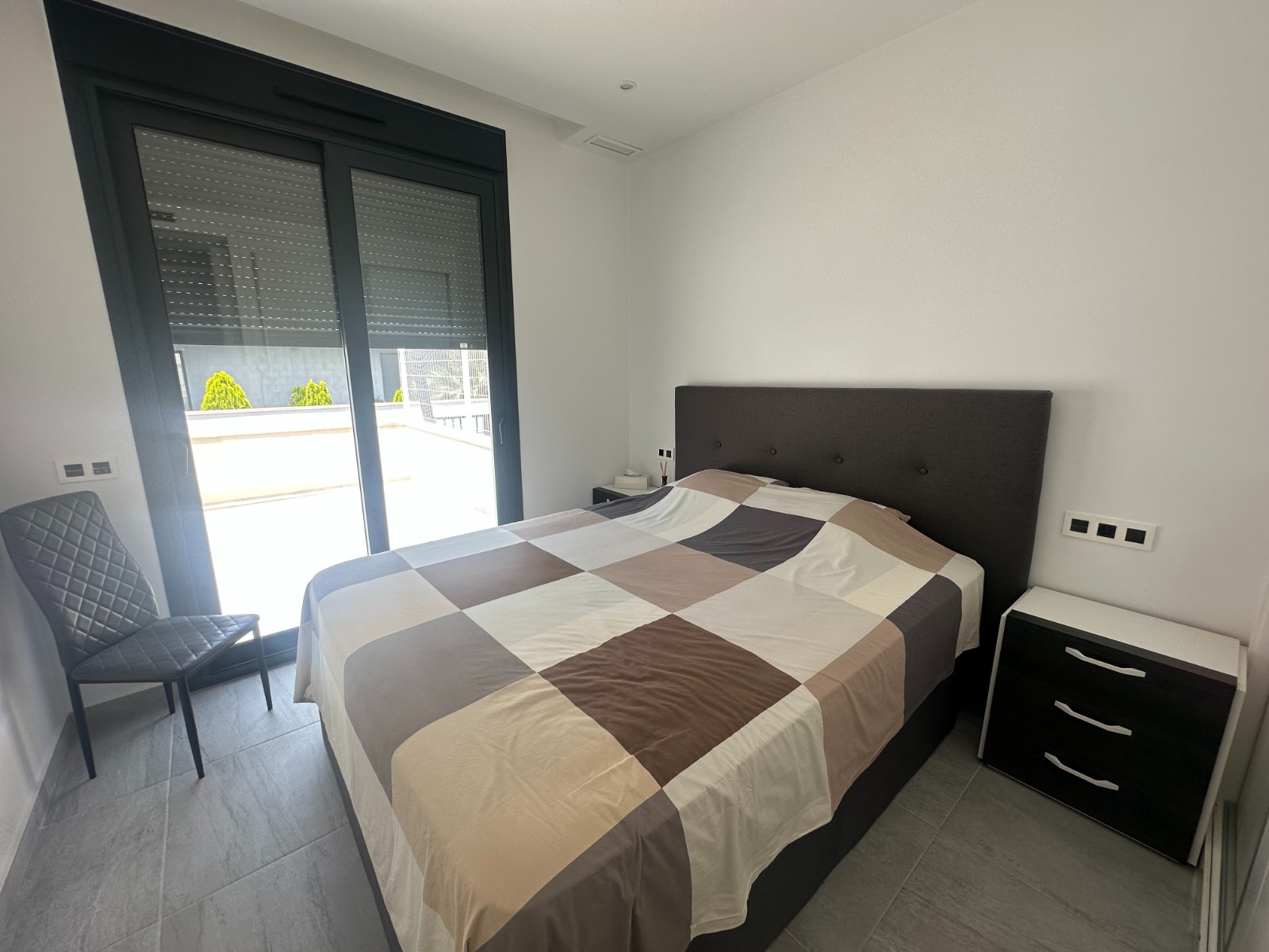 5-Bedroom Villa in Pueblo, San Miguel de Salinas - Image 22
