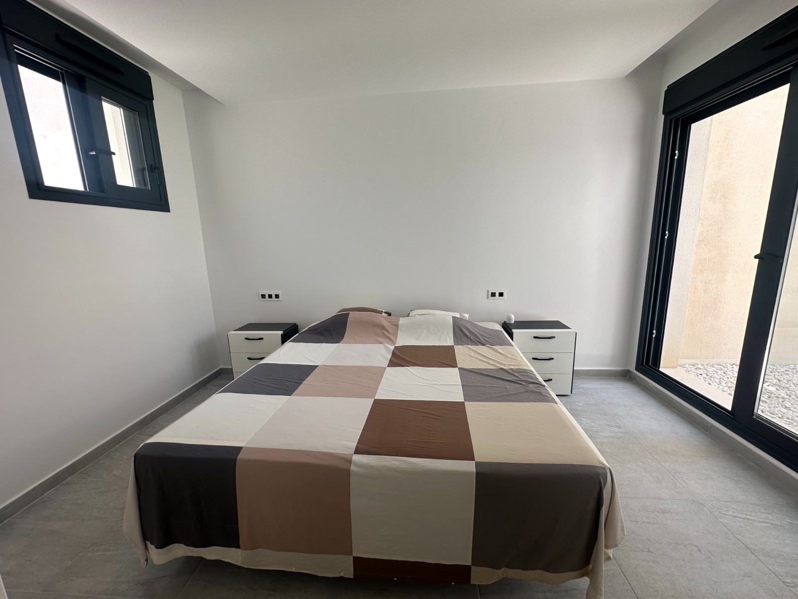 5-Bedroom Villa in Pueblo, San Miguel de Salinas - Image 27
