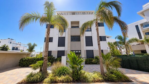 Apartamento de 2 Dormitorios en Los Alcázares