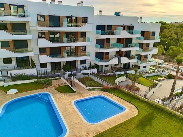 Apartamento de 2 Dormitorios en Las Filipinas, Orihuela Costa