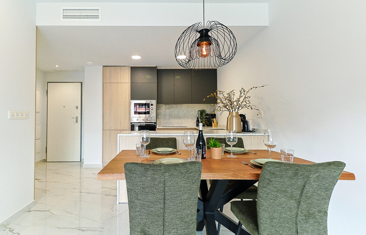 Benedenwoning met 2 Slaapkamers in Los Altos, Orihuela Co... - Image 10