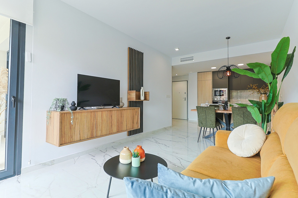 Benedenwoning met 2 Slaapkamers in Los Altos, Orihuela Co... - Image 7