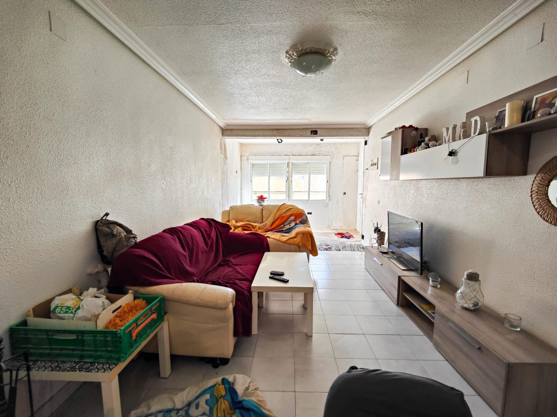 4-Bedroom House in San Miguel de Salinas - Image 19