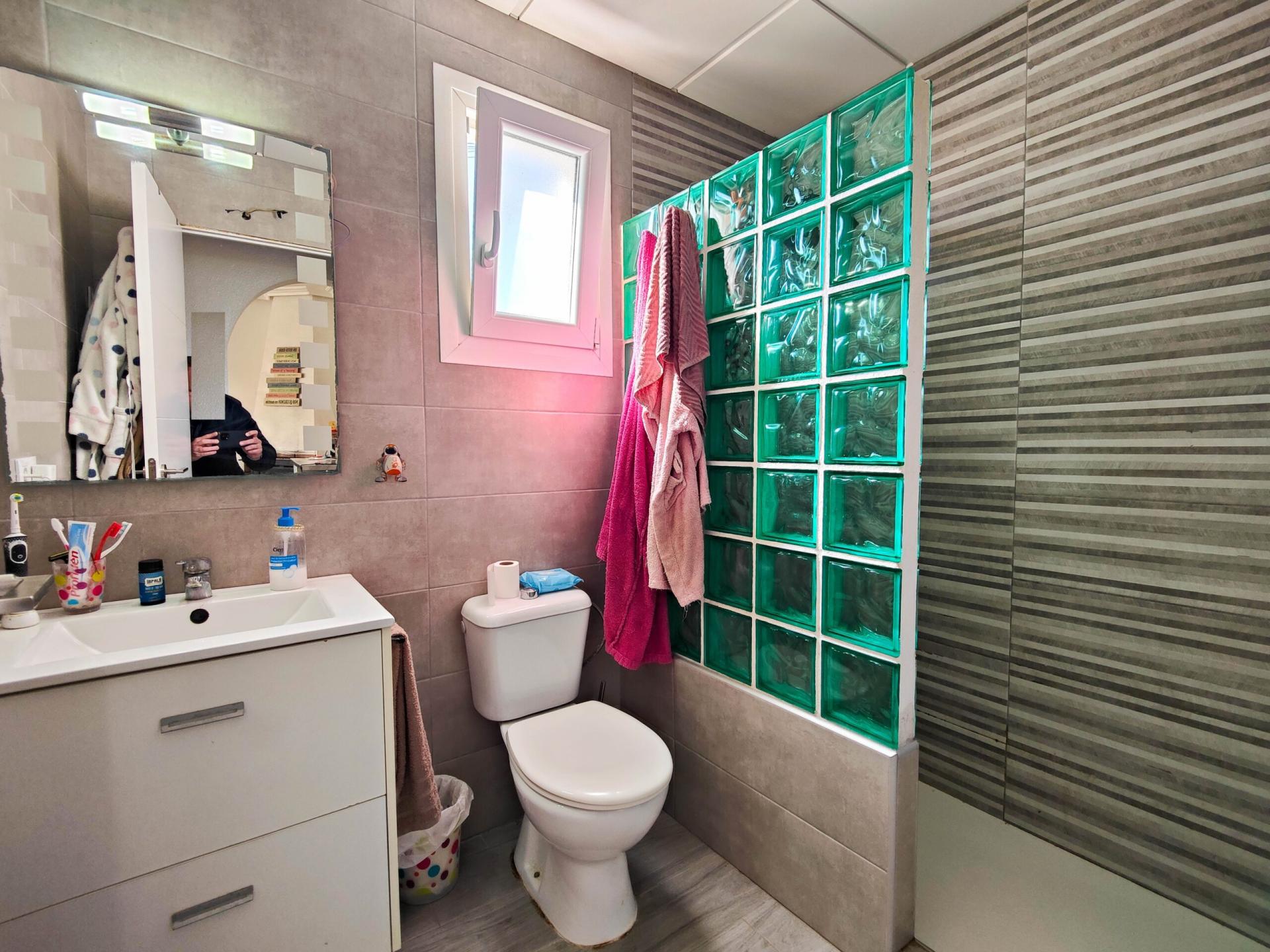 4-Bedroom House in San Miguel de Salinas - Image 28