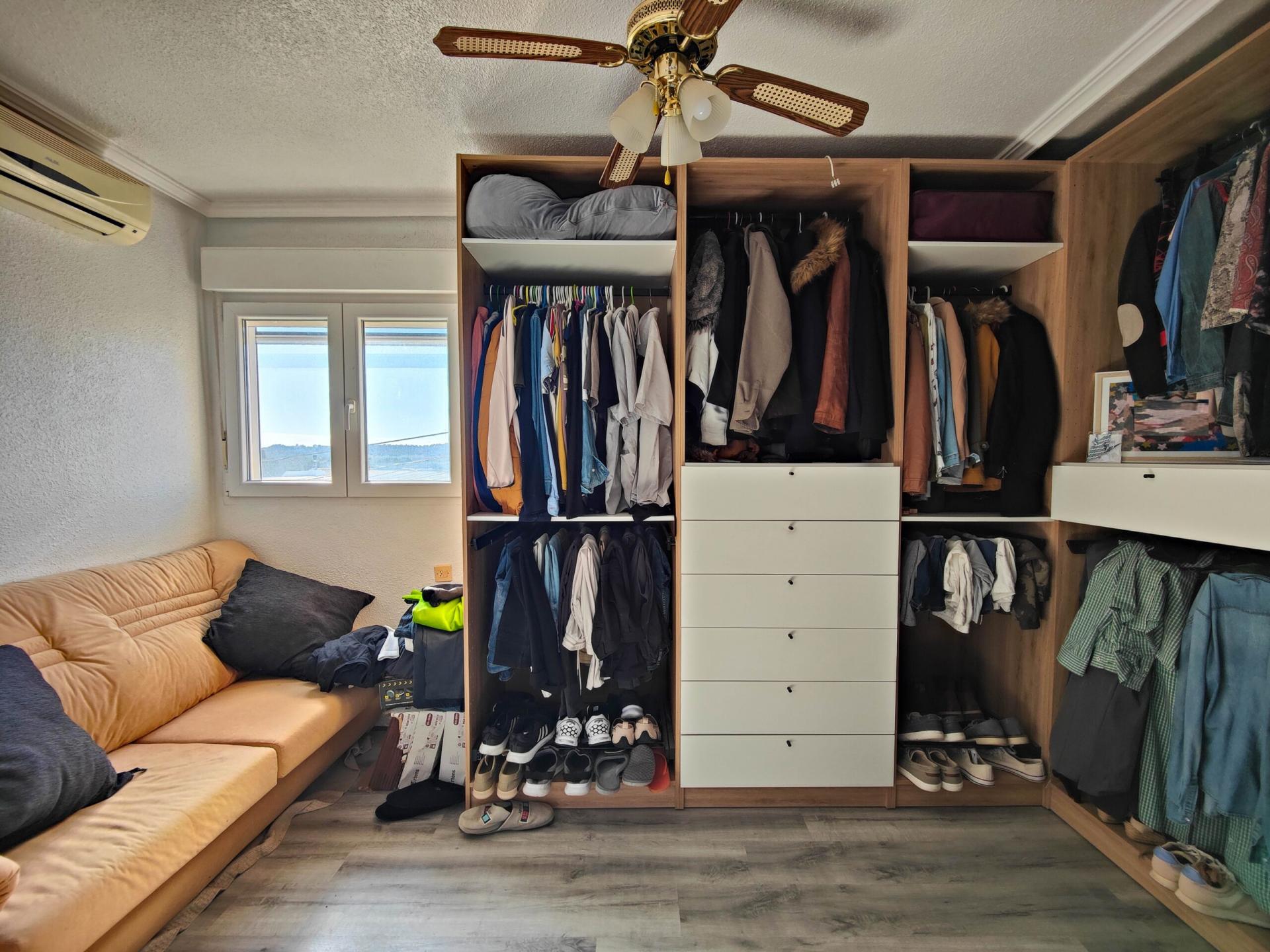 4-Bedroom House in San Miguel de Salinas - Image 34