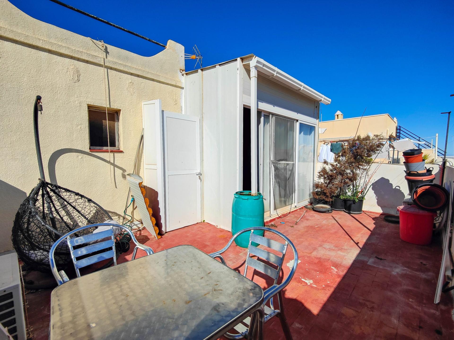 4-Bedroom House in San Miguel de Salinas - Image 41