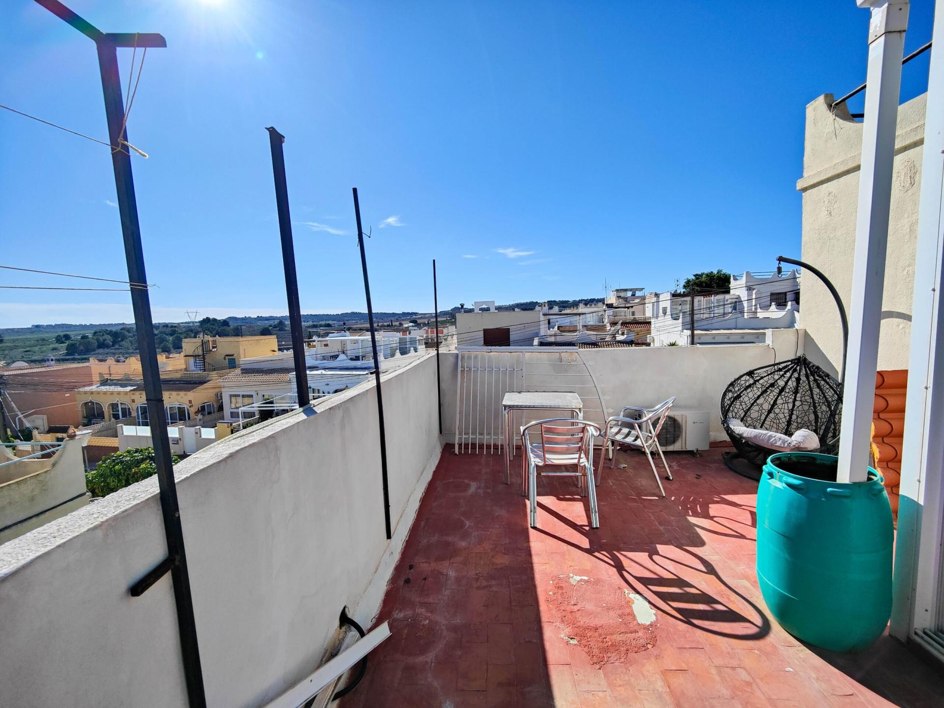4-Bedroom House in San Miguel de Salinas - Image 42