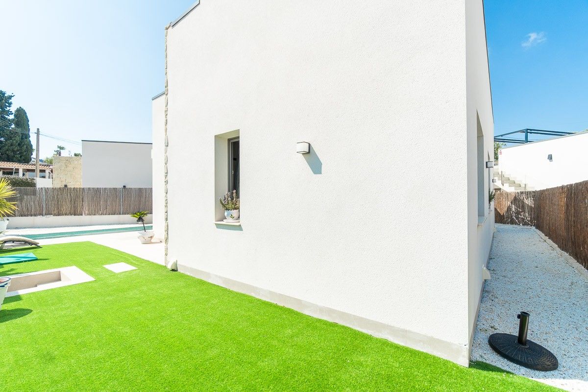 3-Bedroom Villa in San Miguel de Salinas - Image 20