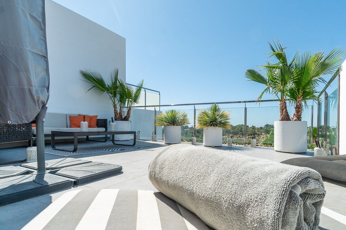 Penthouse met 3 Slaapkamers in Villamartín-las Filipinas, Orihuela Costa - Image 2