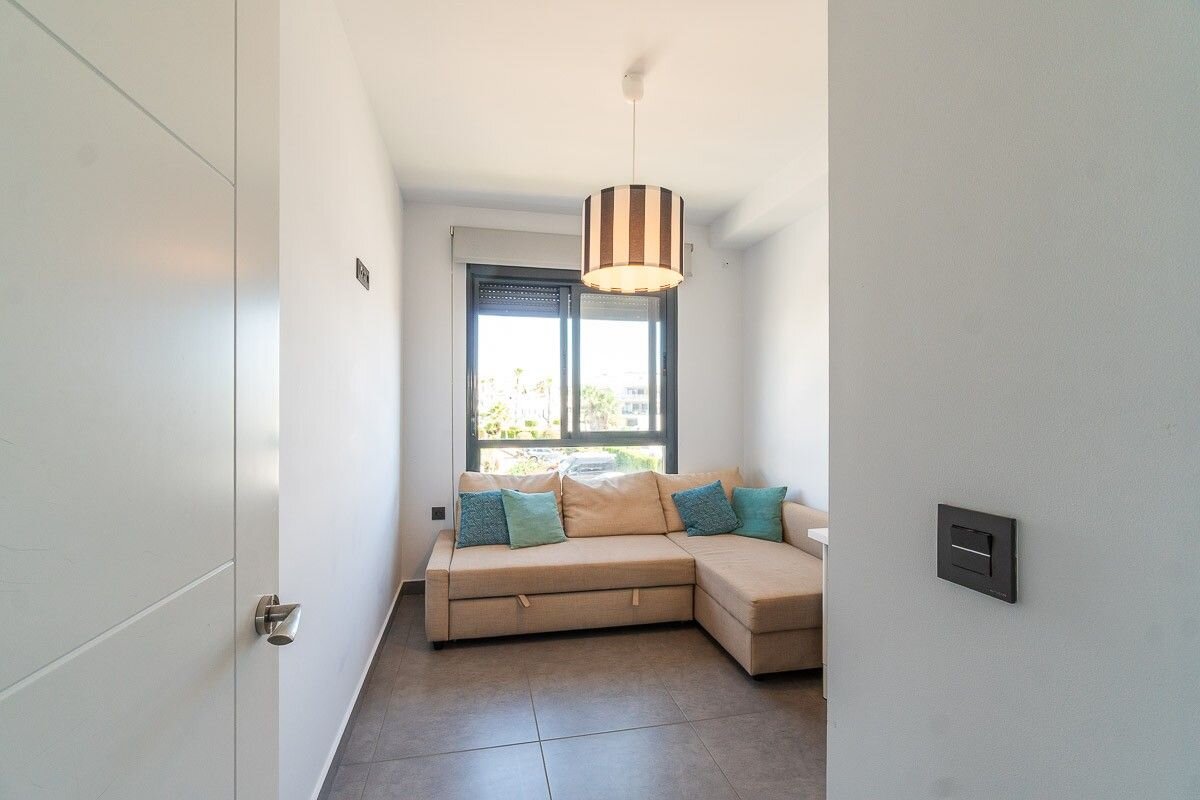 Penthouse met 3 Slaapkamers in Villamartín-las Filipinas, Orihuela Costa - Image 28