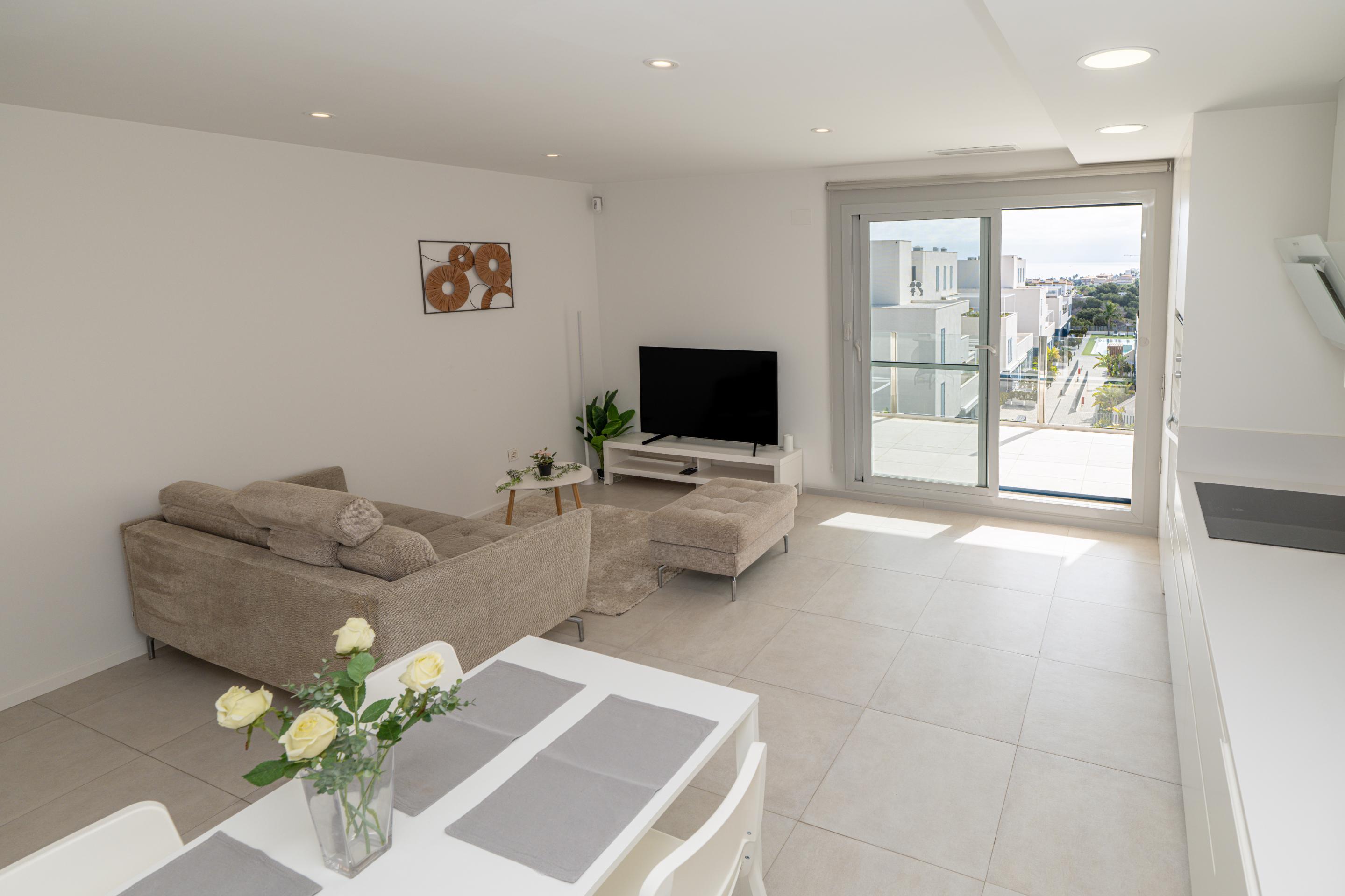 1-Bedroom Apartment in Playa Flamenca, Orihuela Costa - Image 5